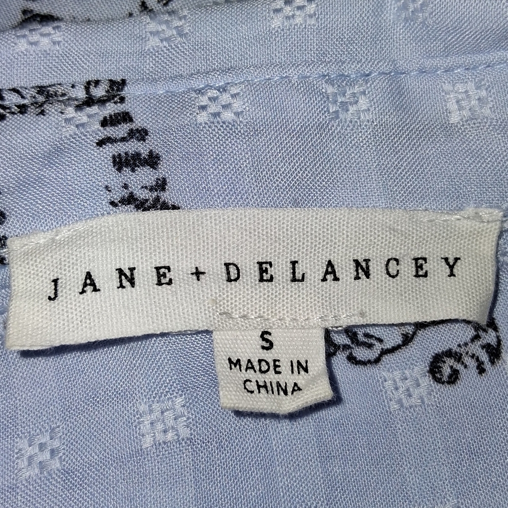 JANE+DELANCEY size S Sky Blue Button Down Shirt with Cat Design 100% Rayon - Picture 2 of 16